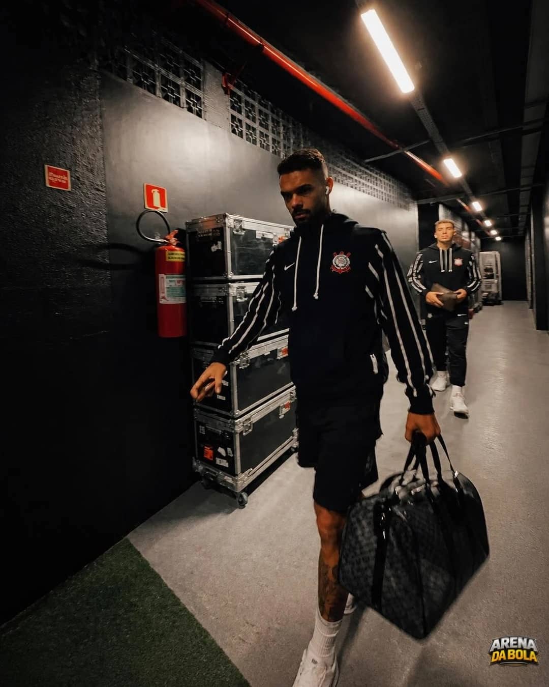 Corinthians mostra chegada ao Couto Pereira nas redes sociais | Brasileirão 2026