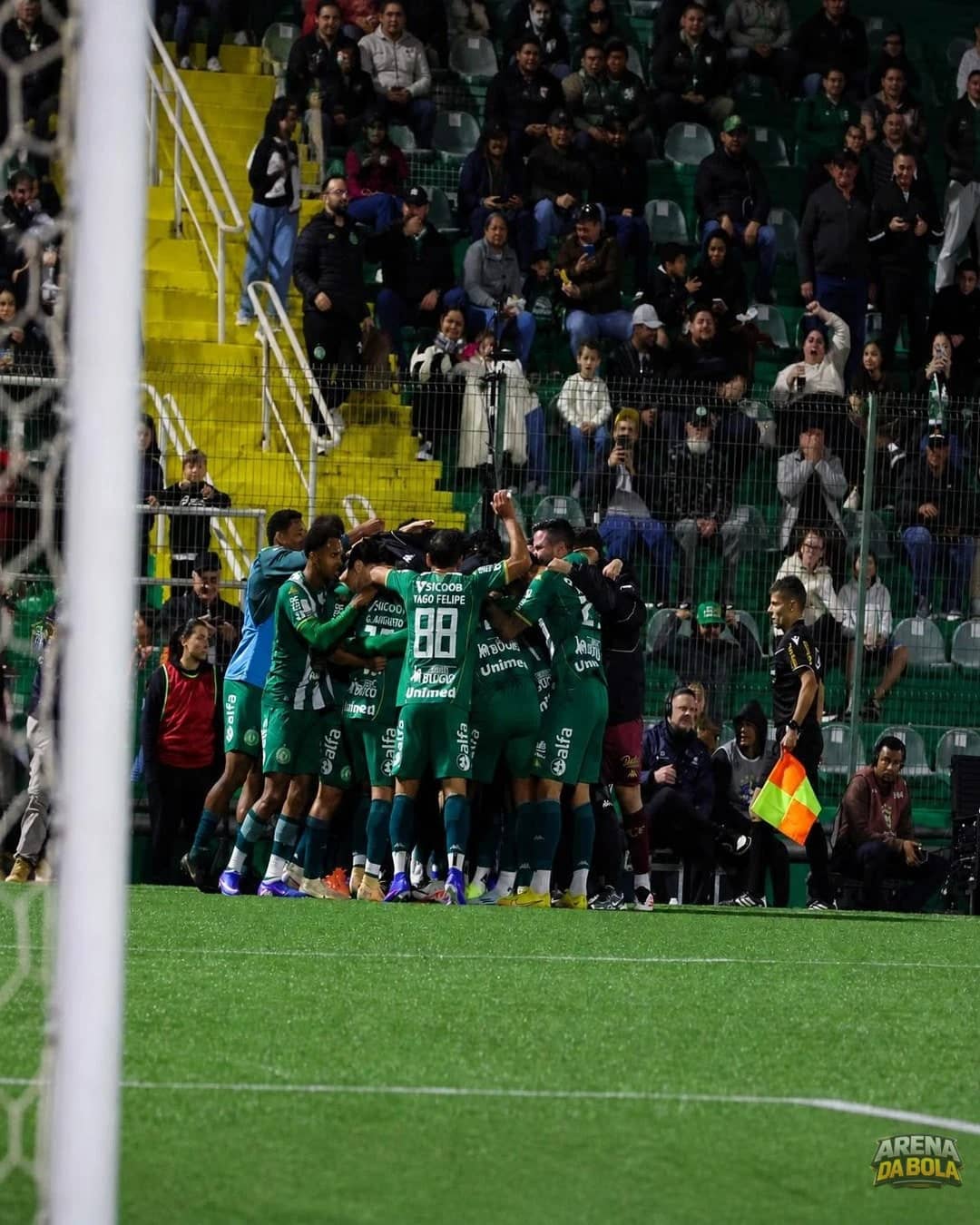 Chapecoense renova esperanças de permanência na Série A após vitória sobre São Paulo