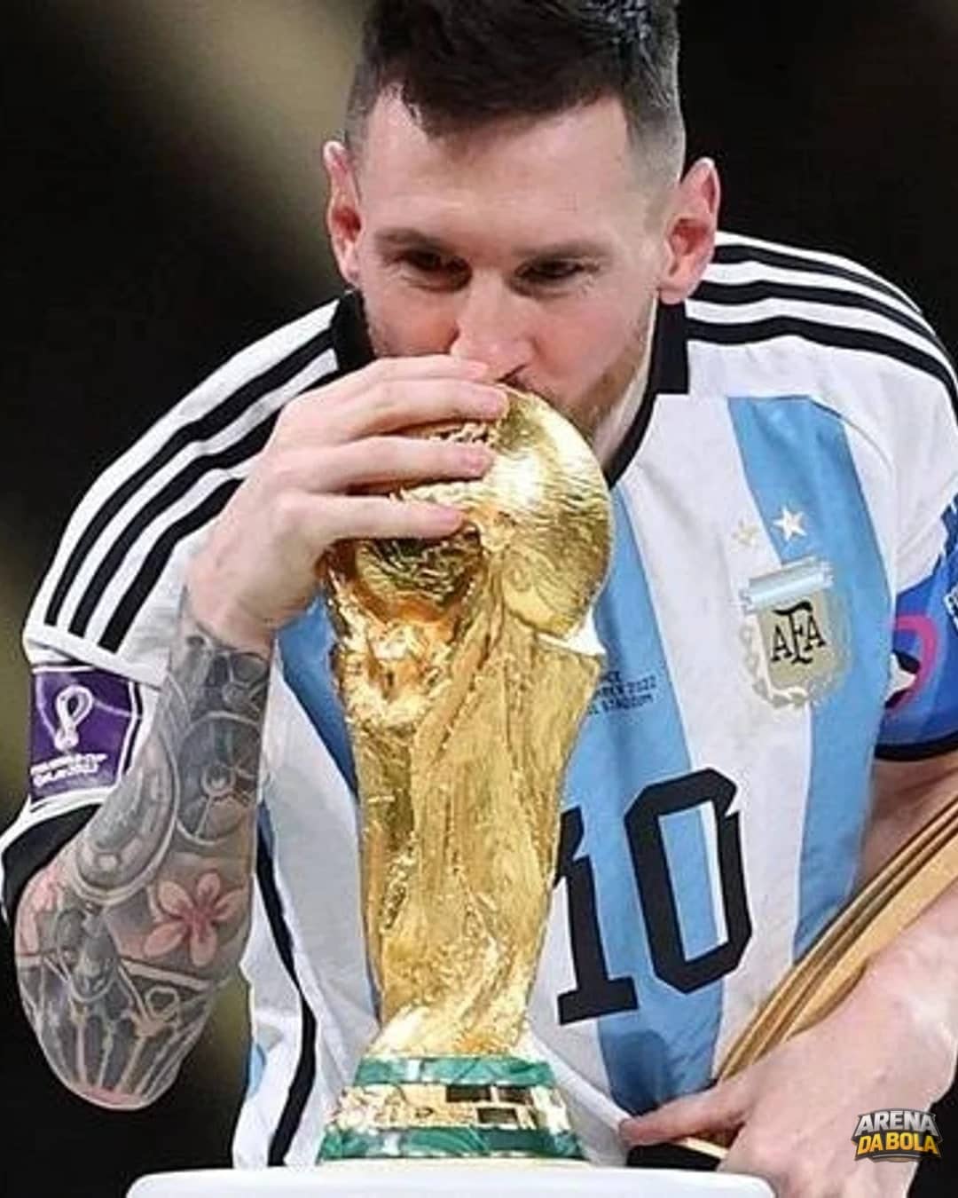 Lionel Messi anuncia despedida da Seleção Argentina após 20 anos