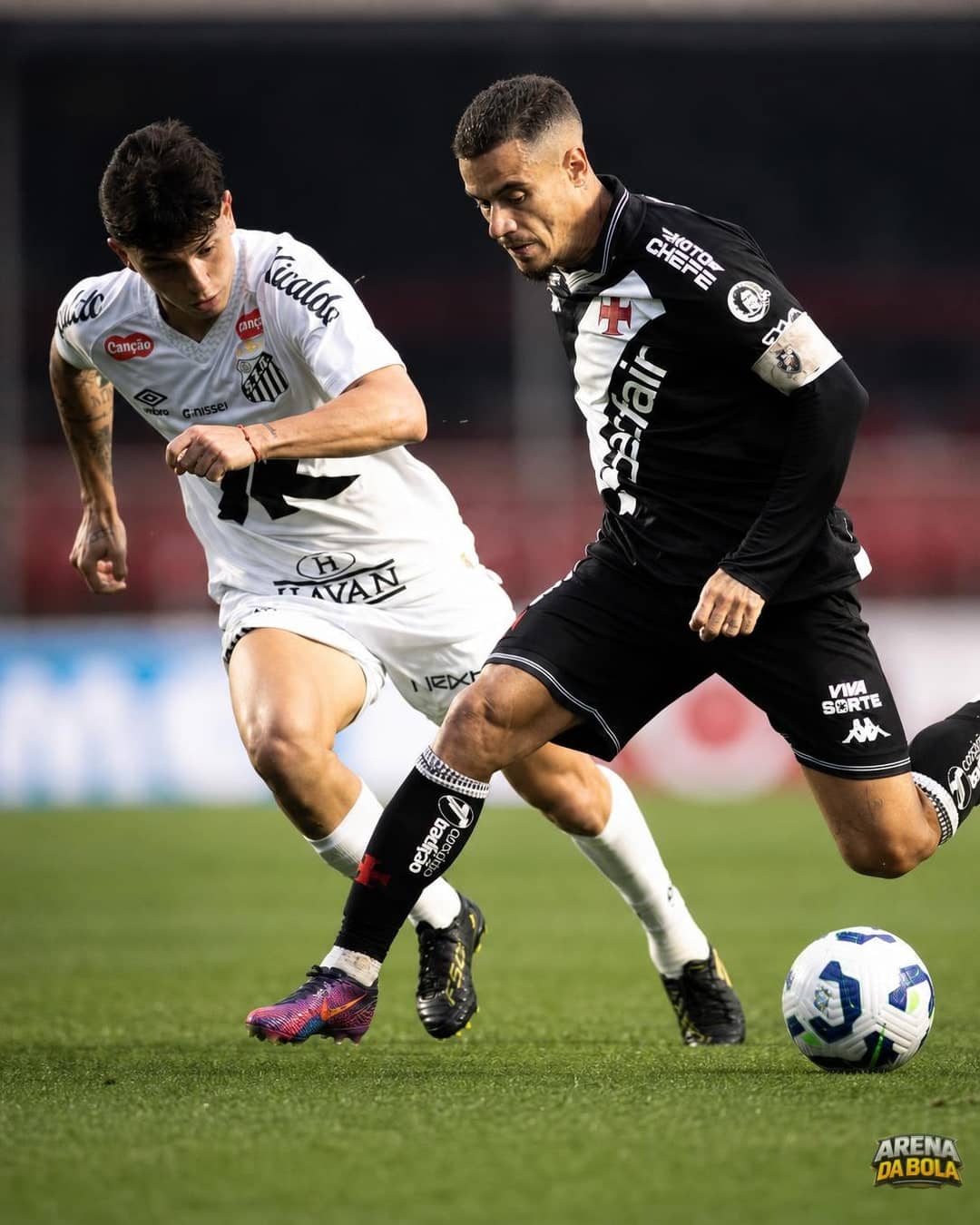 Philippe Coutinho fará exames antes de assinar contrato com o Santos