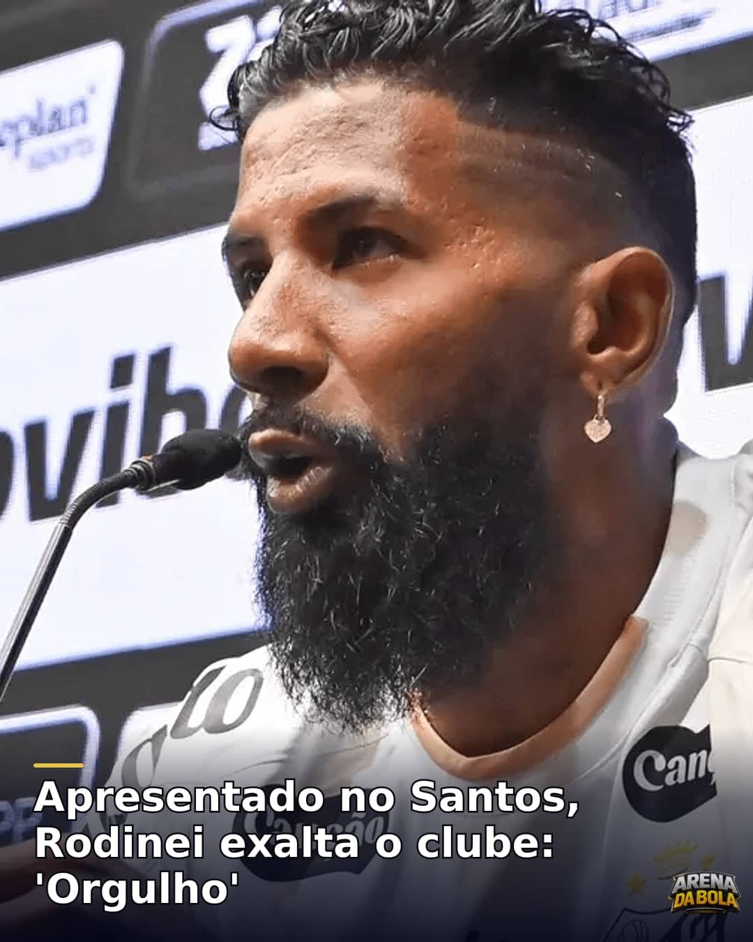 Rodinei exalta o Santos, explica estilo de jogo e se diz 'muito feliz'