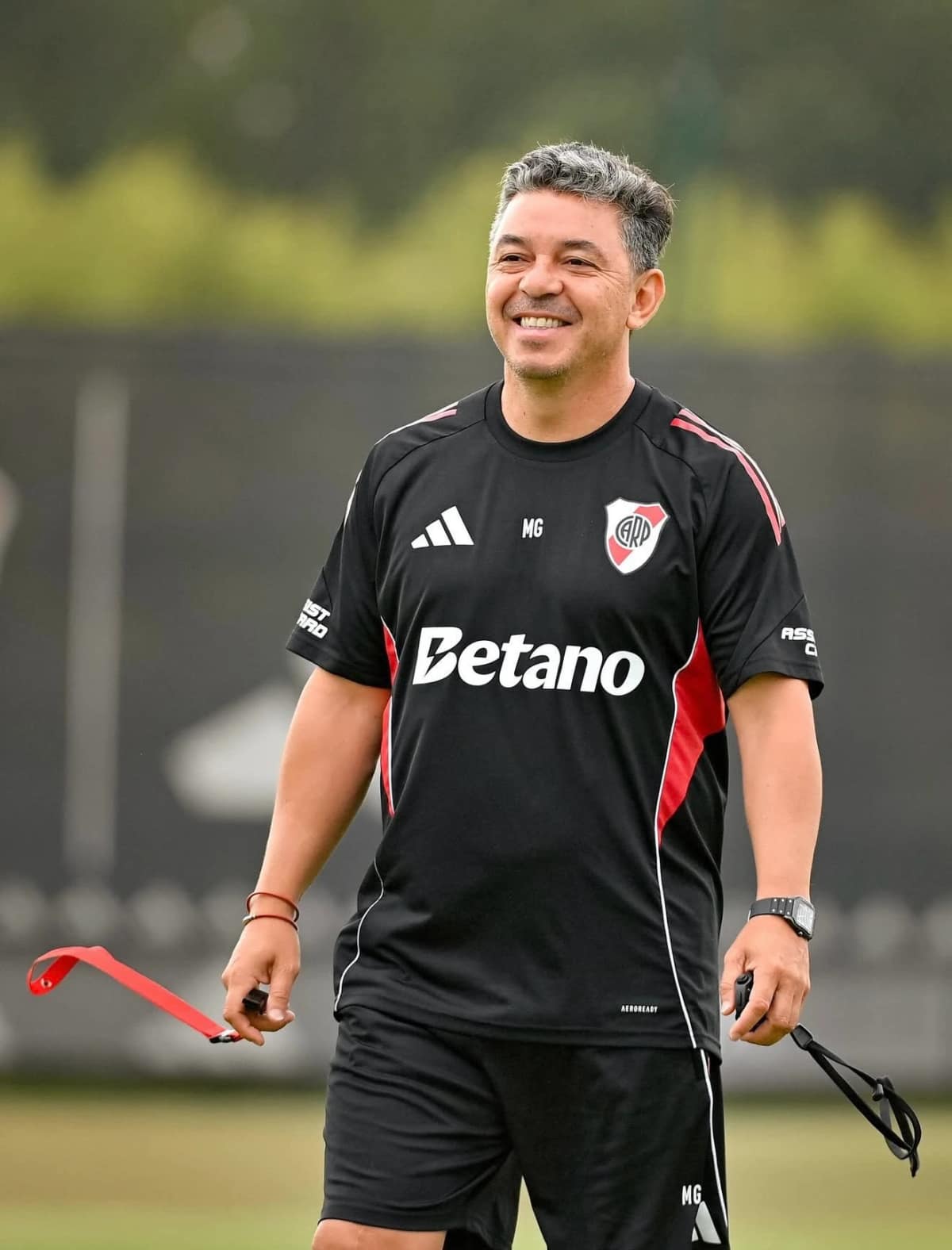 Marcelo Gallardo e Diego Simeone são cotados para assumir a Seleção Argentina