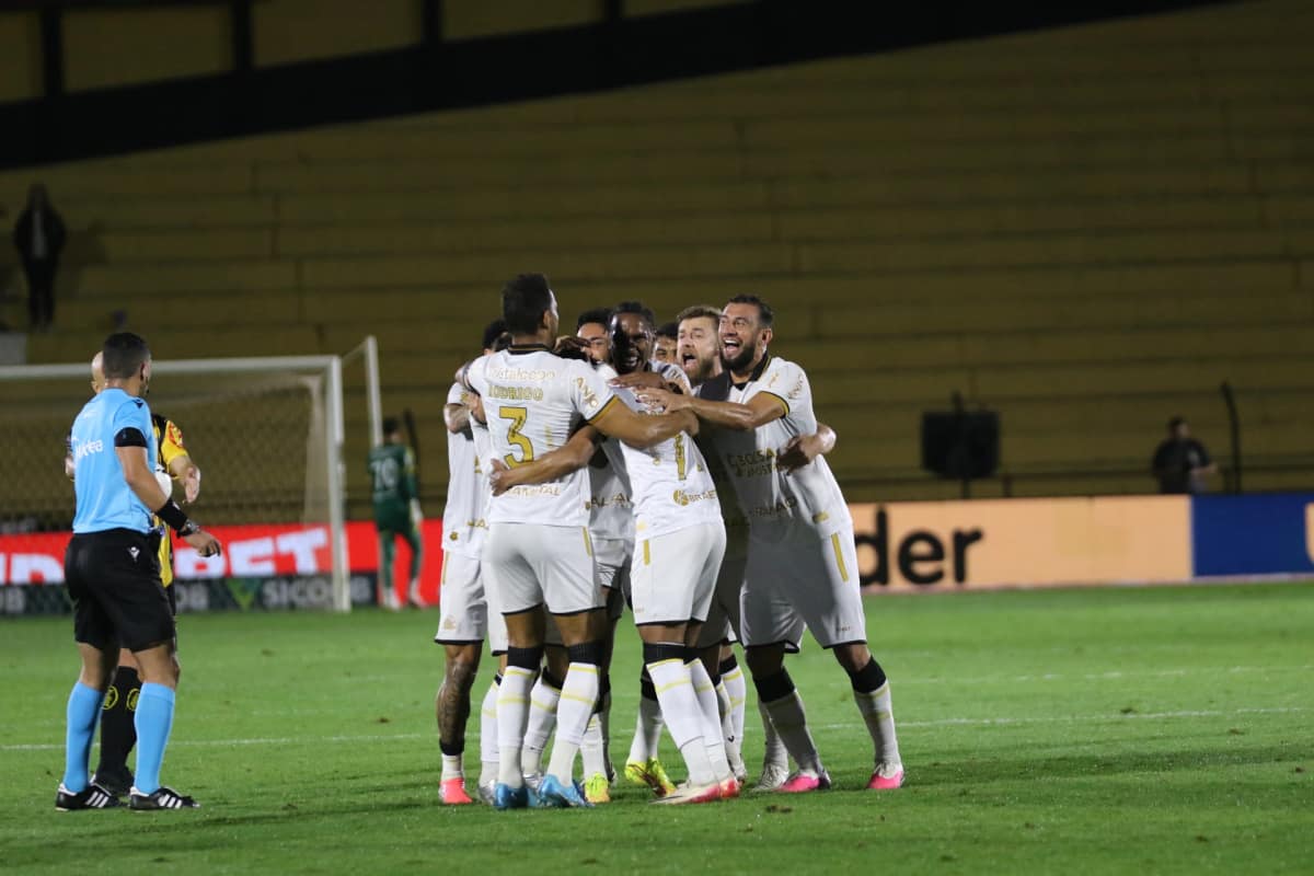 Criciúma vence Novorizontino e mantém liderança com 14 jogos invictos na Série B