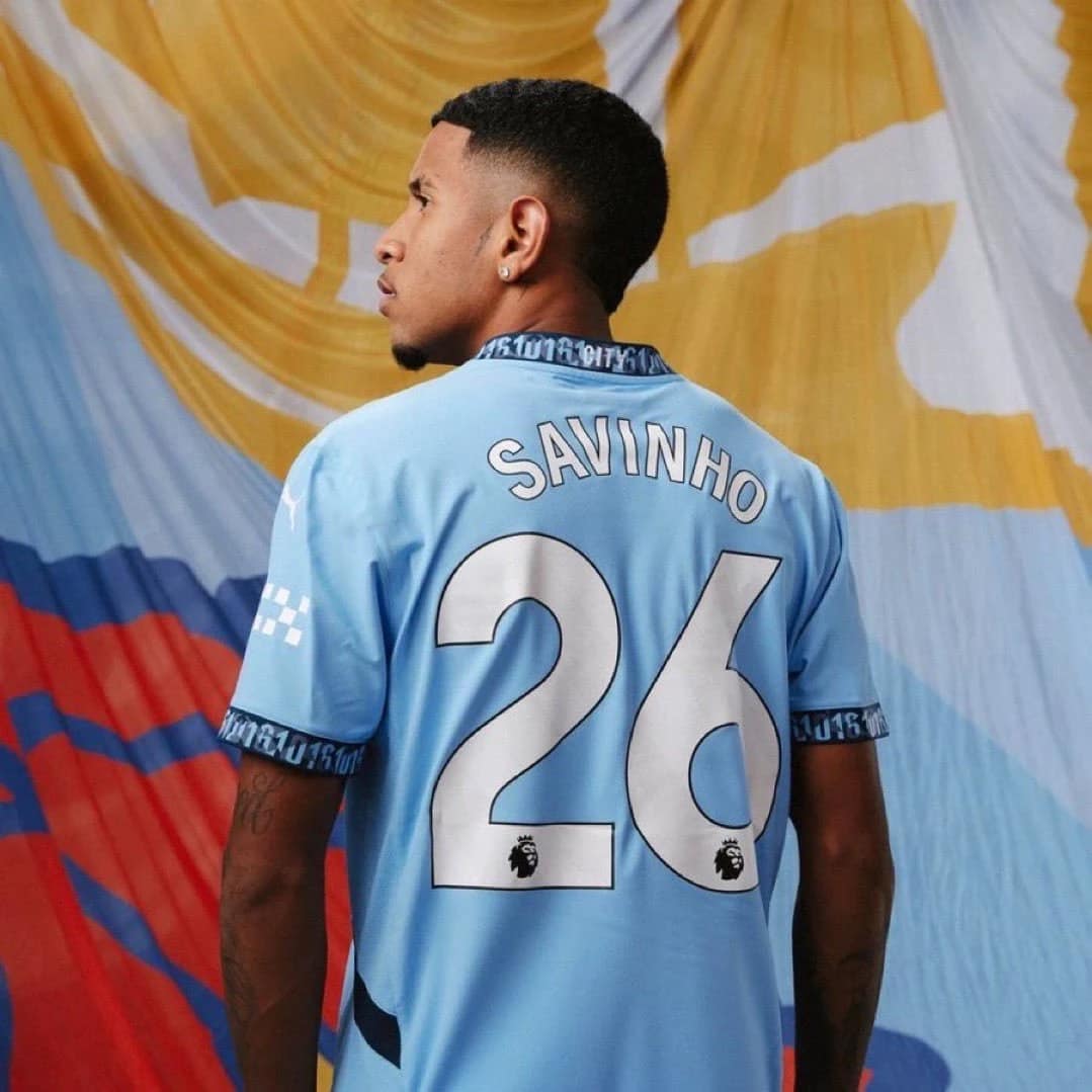 Savinho manifesta desejo de deixar o Manchester City e busca mais tempo em campo
