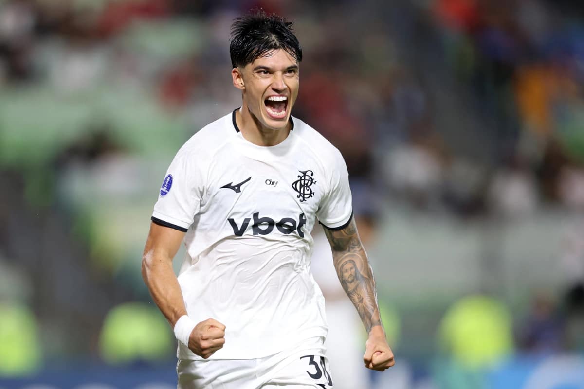 Estudiantes aguarda decisão de Joaquín Corrêa sobre acordo com Botafogo