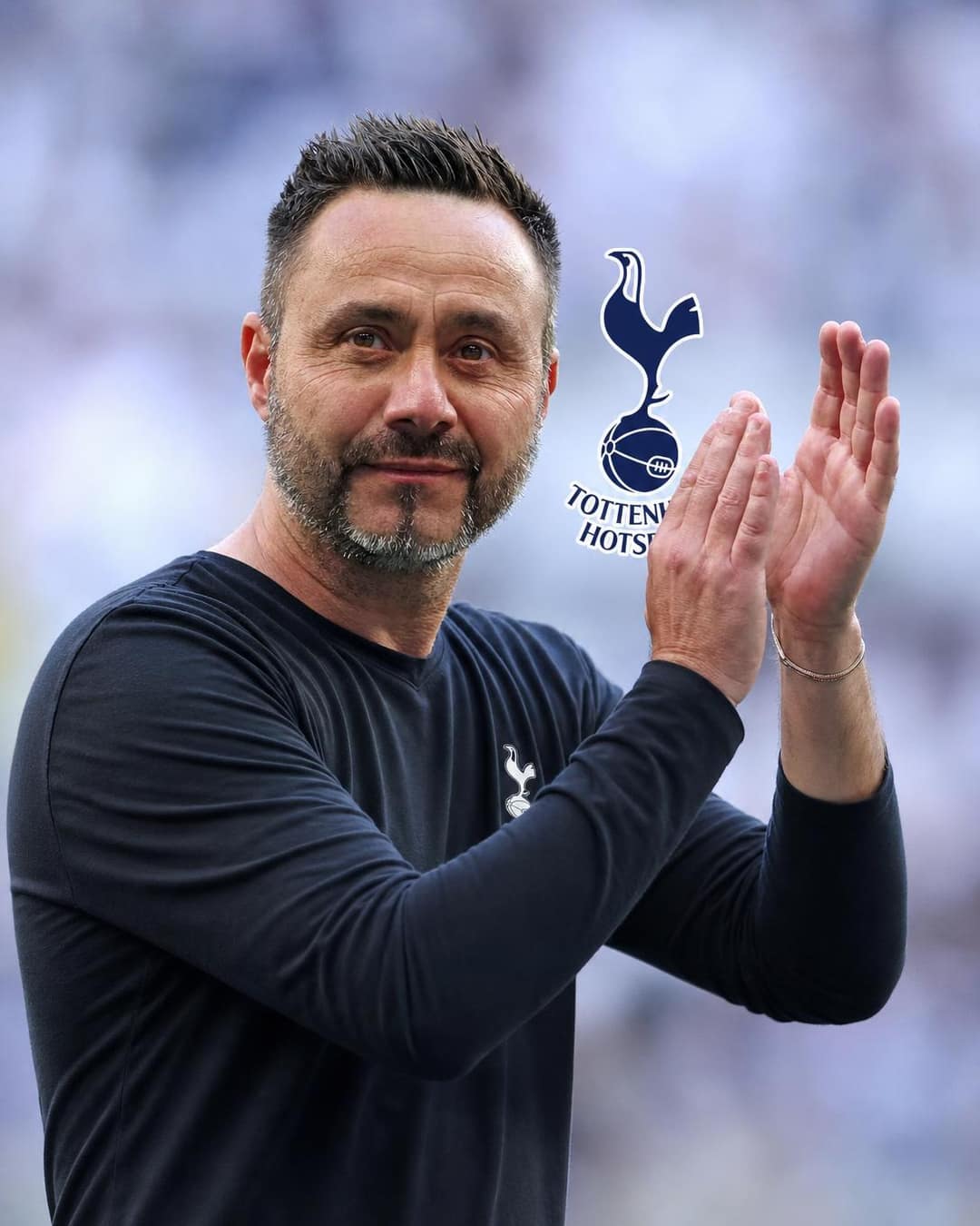 Benfica rejeita oferta do Tottenham por Schjelderup e técnico destaca confiança no ponta