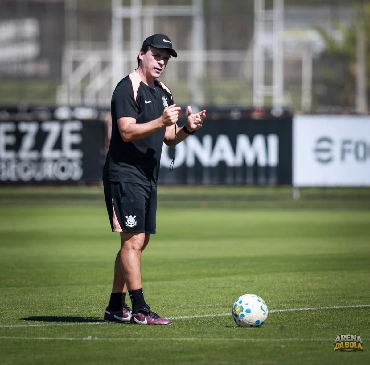 Corinthians se prepara para o retorno do Brasileirão sob comando de Fernando Diniz — foto 4