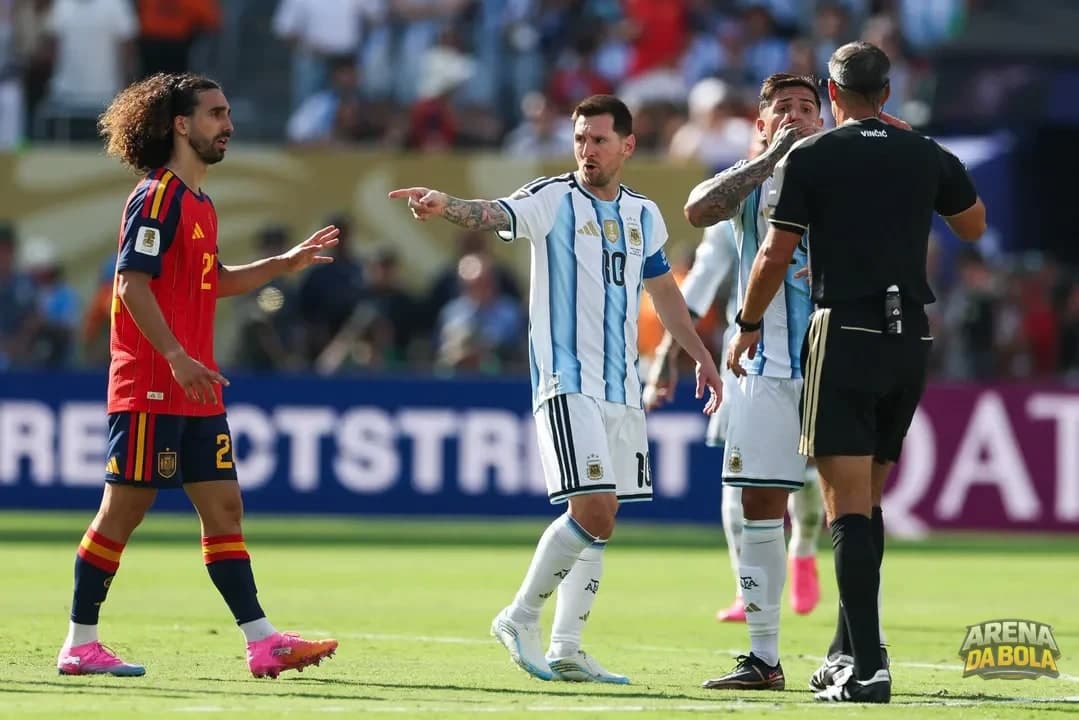 Imprensa britânica critica Messi por atitude na final da Copa do Mundo 2026 — foto 2