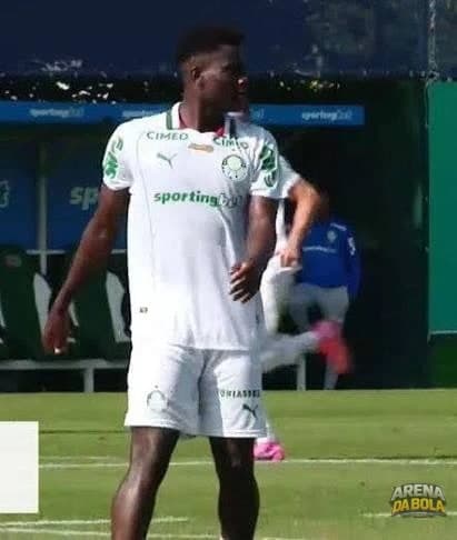 Miguel Bilong: a joia camaronense do Palmeiras com multa de R$ 580 milhões que pode brilhar no time principal — foto 2