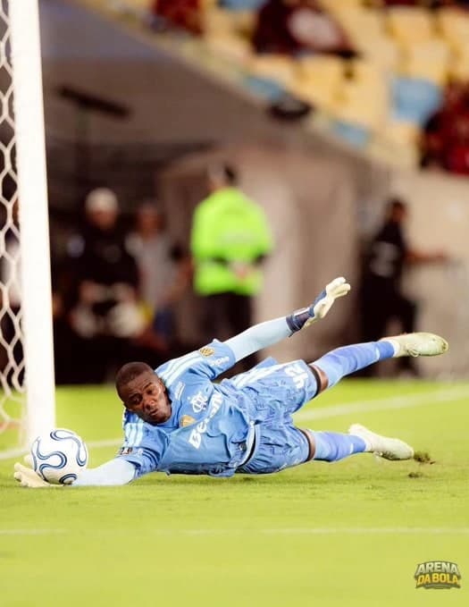 Flamengo rejeita proposta do Wolverhampton por Andrew, indicado por César Peixoto — foto 2