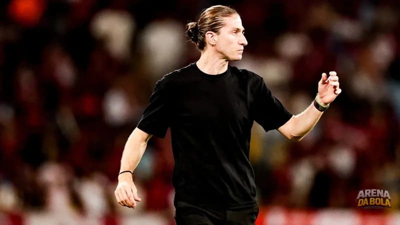 Filipe Luís avança na licença UEFA Pro para ser oficializado no Mônaco
