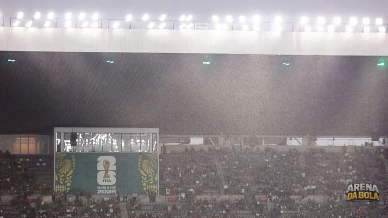 Início de México x Equador atrasado por tempestade na Copa do Mundo