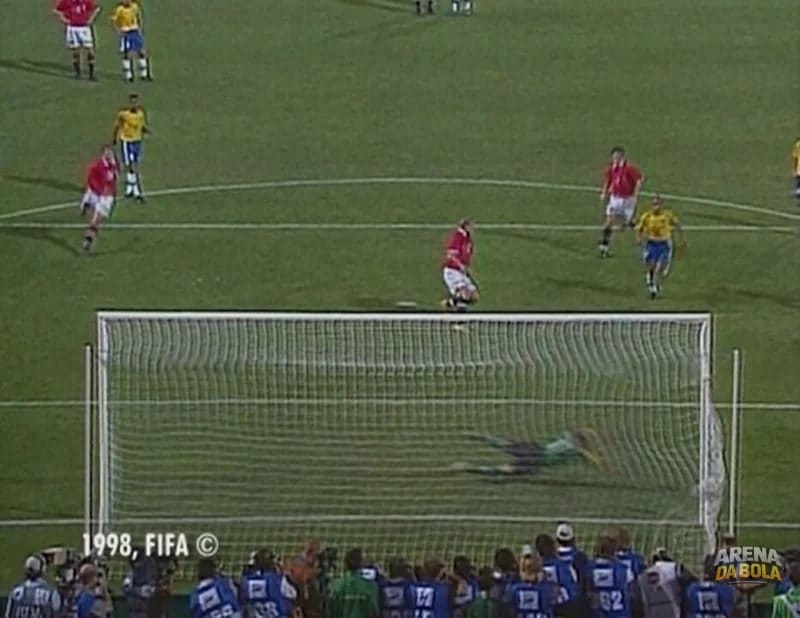 Na comissão da Noruega, goleiro de 98 acalmou ânimos com Zagallo na Copa 2026