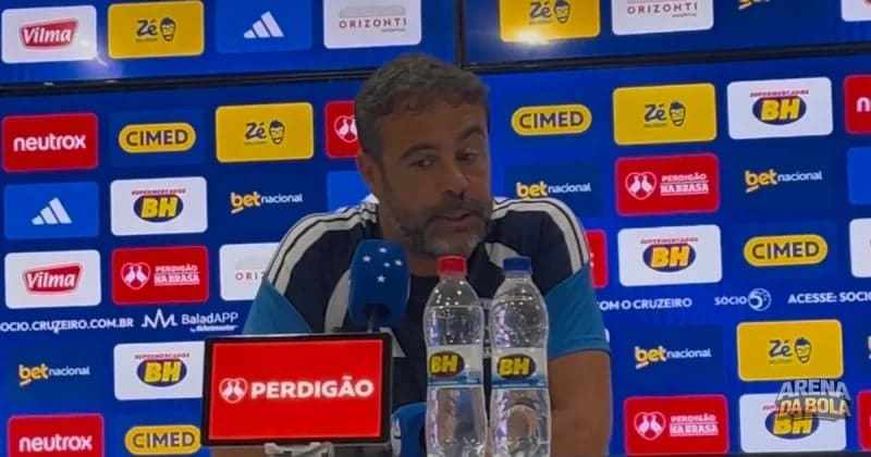 Artur Jorge comenta sobre o mercado do Cruzeiro: 'Me preocupo mais com as saídas'