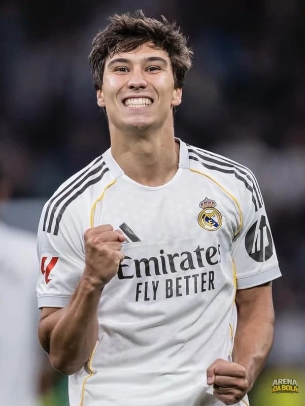 Real Betis mira Gonzalo Garcia, mas negócio esbarra em dois obstáculos