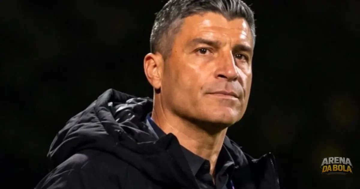 Vasco anuncia Pedro Emanuel como novo treinador para nova fase no clube