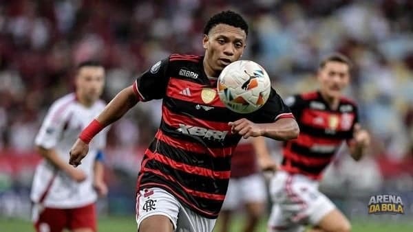 Flamengo recebe proposta do Porto por Daniel Sales