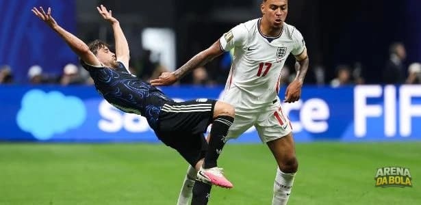 Chelsea acerta contratação de Morgan Rogers por R$ 804 milhões