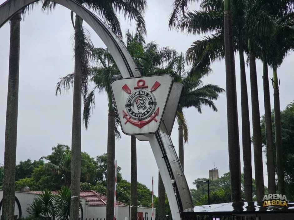 Promotor rebate defesa de vice do Corinthians e menciona Yuri Alberto em resposta a denúncia