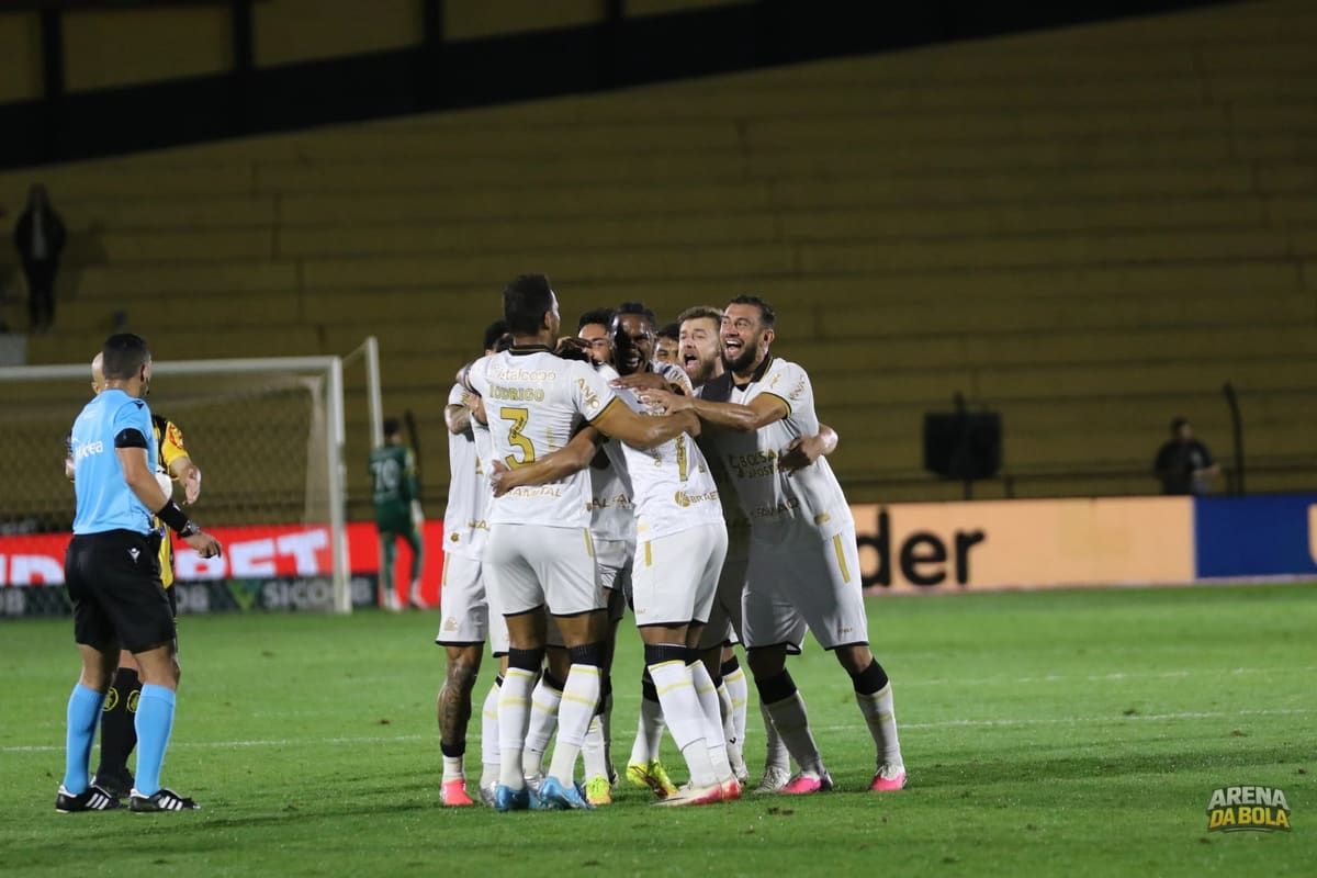 Criciúma vence Novorizontino e mantém liderança com 14 jogos invictos na Série