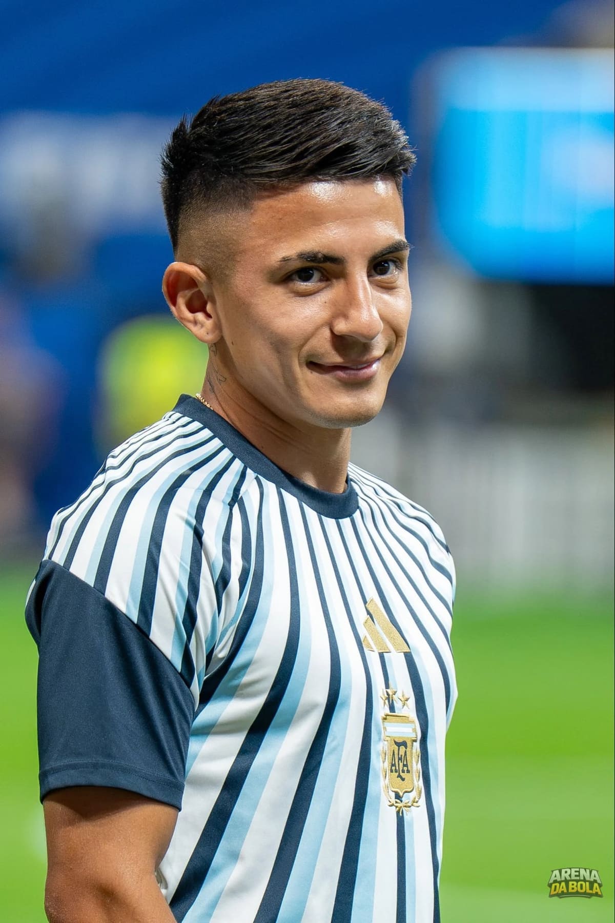 Flamengo amplia prazo e aguarda resposta de Thiago Almada até sexta