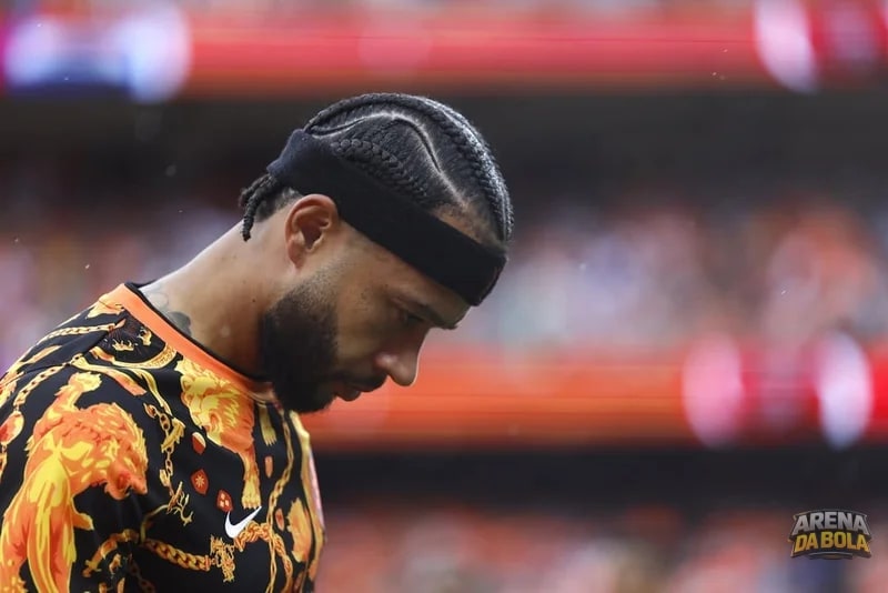 Memphis Depay termina Copa do Mundo no banco e com participação apagada