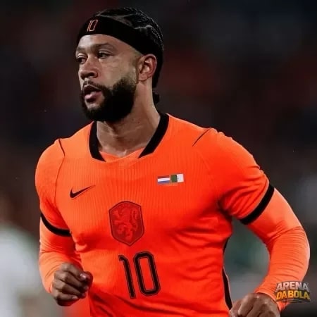 Corinthians dá férias para Memphis enquanto aguarda renovação na Copa 2026