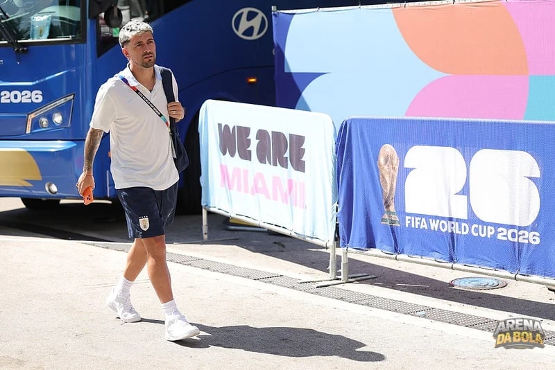 Marcelo Bielsa defende departamento médico do Uruguai da Copa 2026