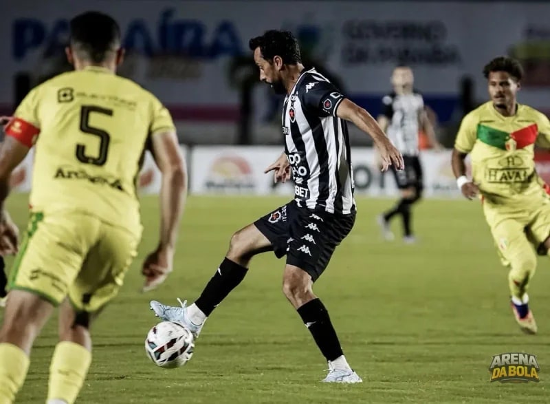 Brusque é surpreendido pelo Botafogo-PB e perde chance de liderar a Série