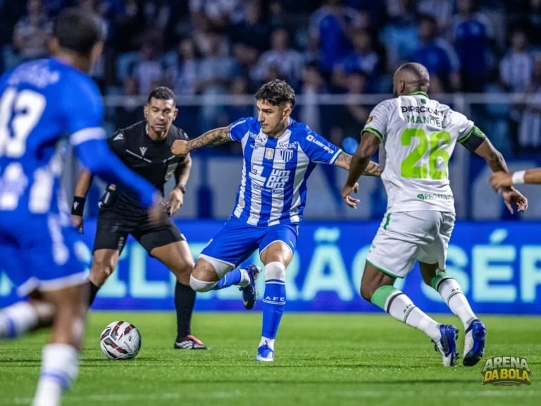 América-MG sofre virada relâmpago do Avaí e permanece na lanterna da Série