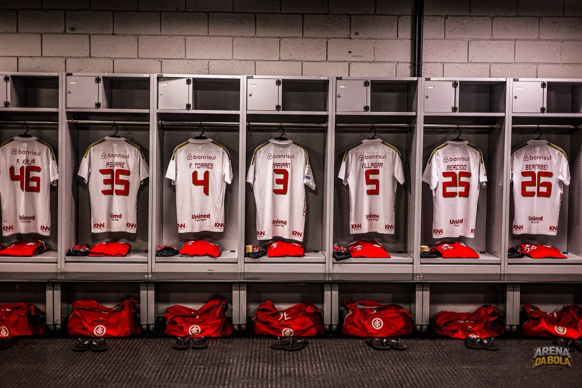 Internacional se prepara para jogo com uniforme branco nesta noite | Brasileirão 2026