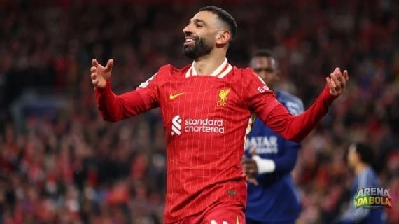 Mohamed Salah negocia contrato de dois anos com o Trabzonspor