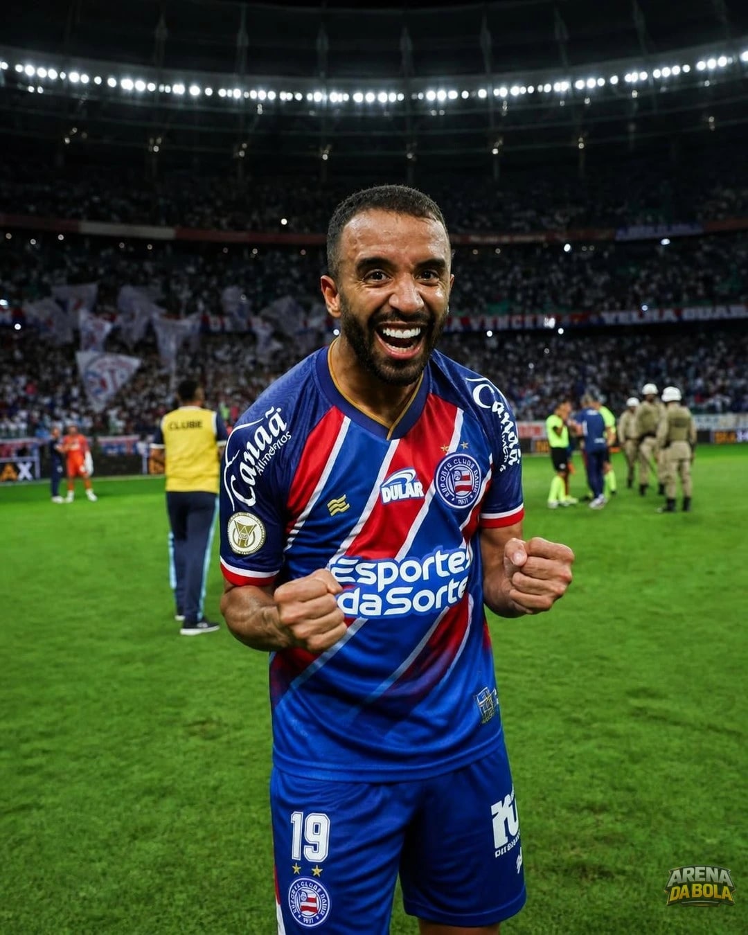 Caio Alexandre provoca o Vitória após vitória do Bahia no Ba-Vi: 'Nosso salão de festas'
