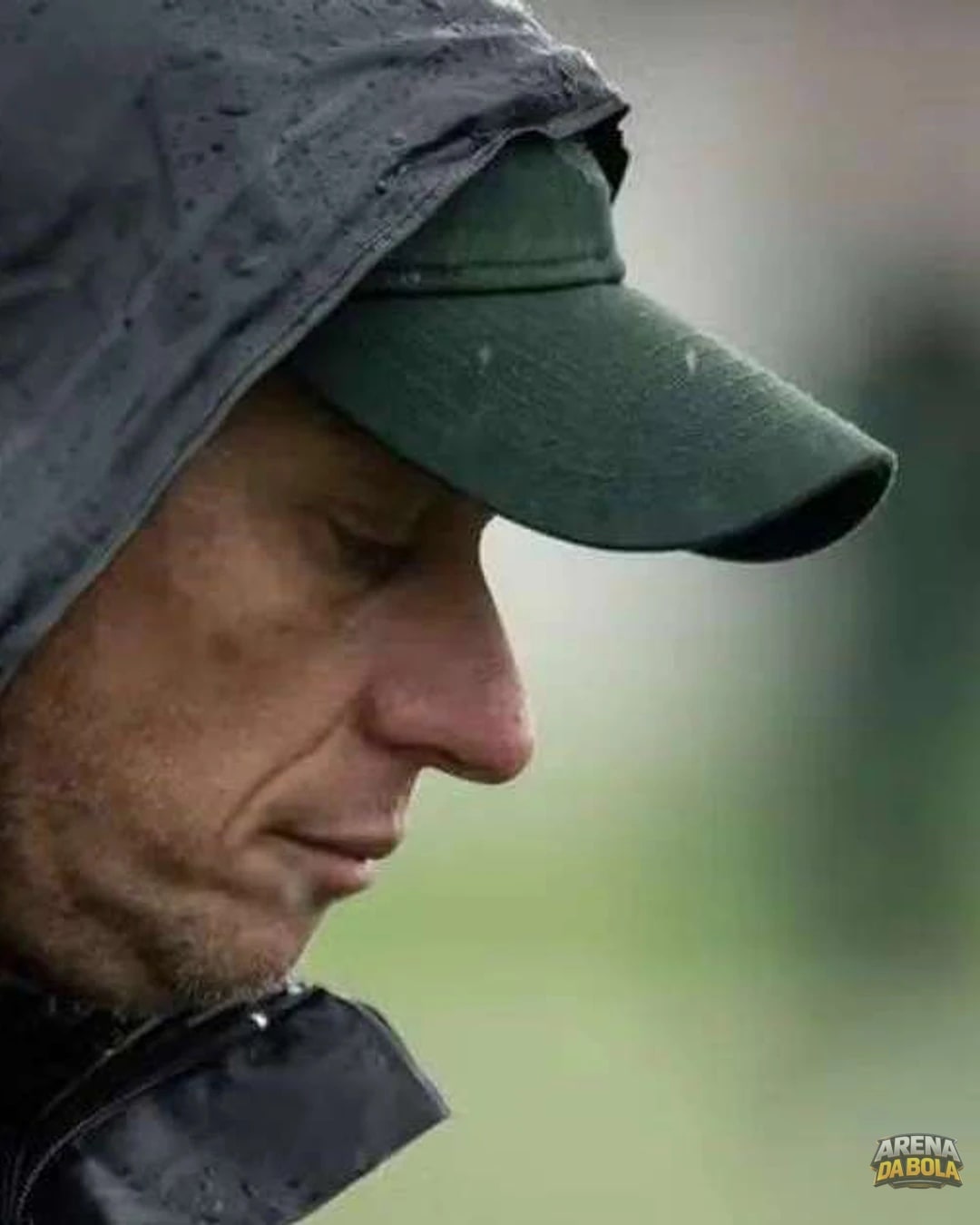 Coritiba busca dois volantes para reforçar o elenco antes do fechamento da janela