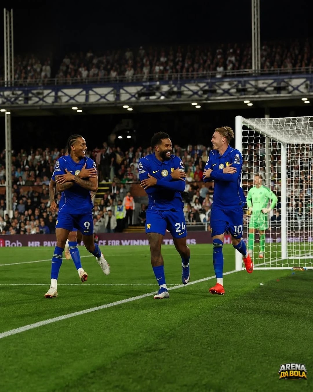 Cole Palmer brilha, e Chelsea vence Fulham na estreia da Premier League