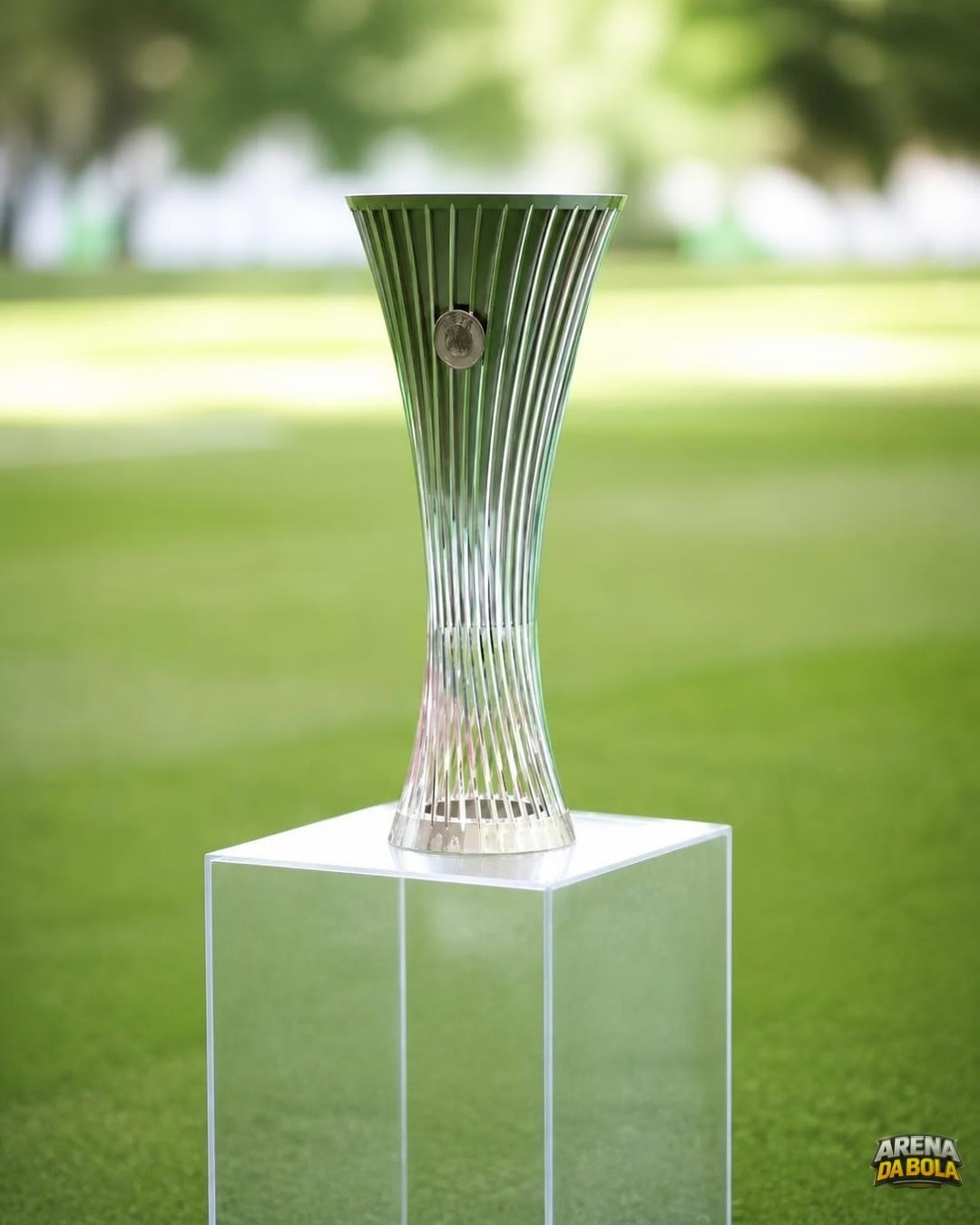 Sorteio da Conference League coloca Ajax e Atalanta frente a frente