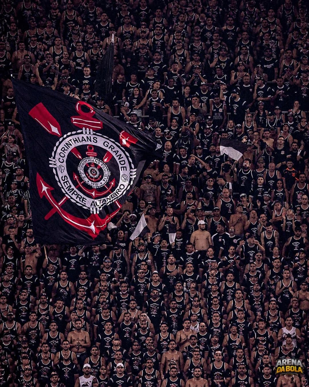 Corinthians completa 116 anos com legado de títulos e força popular