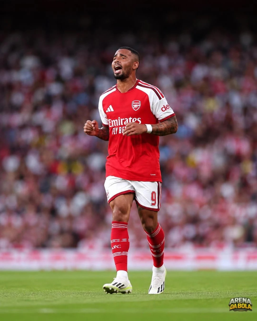 Barcelona oficializa contratação de Gabriel Jesus junto ao Arsenal