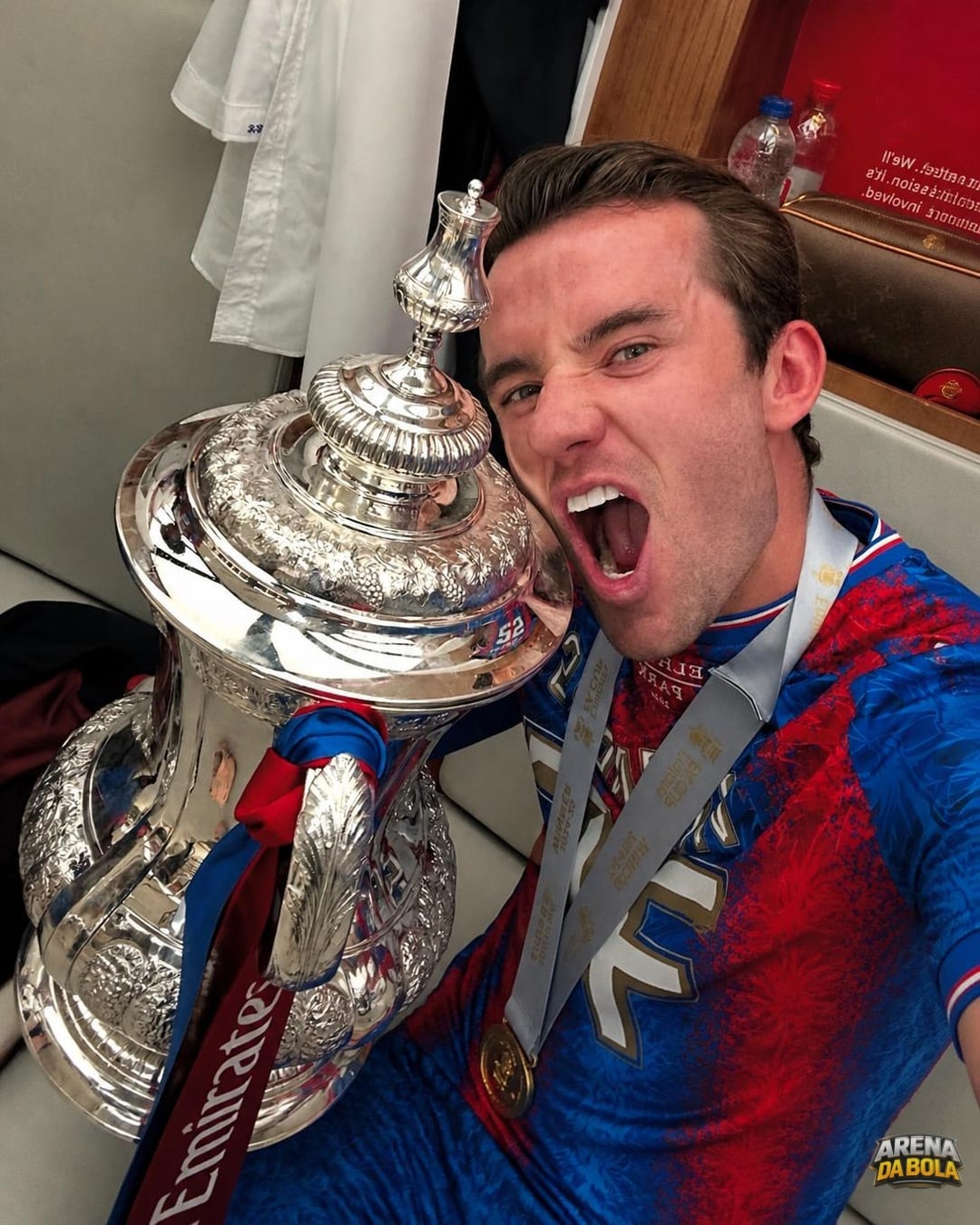 Ben Chilwell acerta retorno ao Crystal Palace após Strasbourg