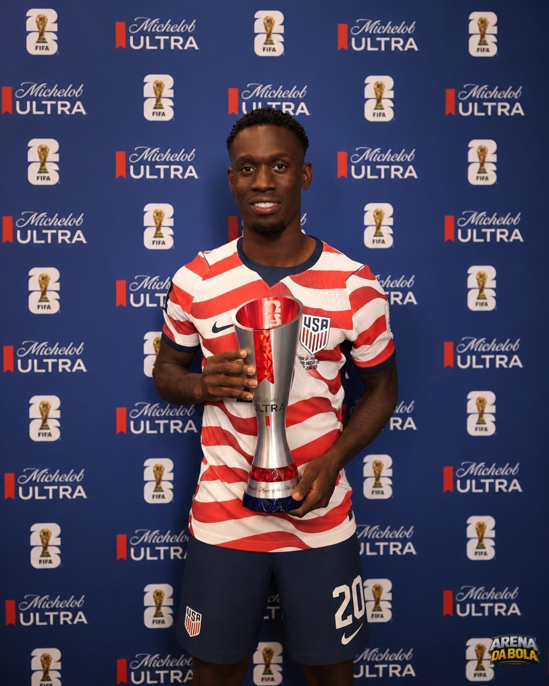Everton e AS Monaco encaminham acordo por Folarin Balogun
