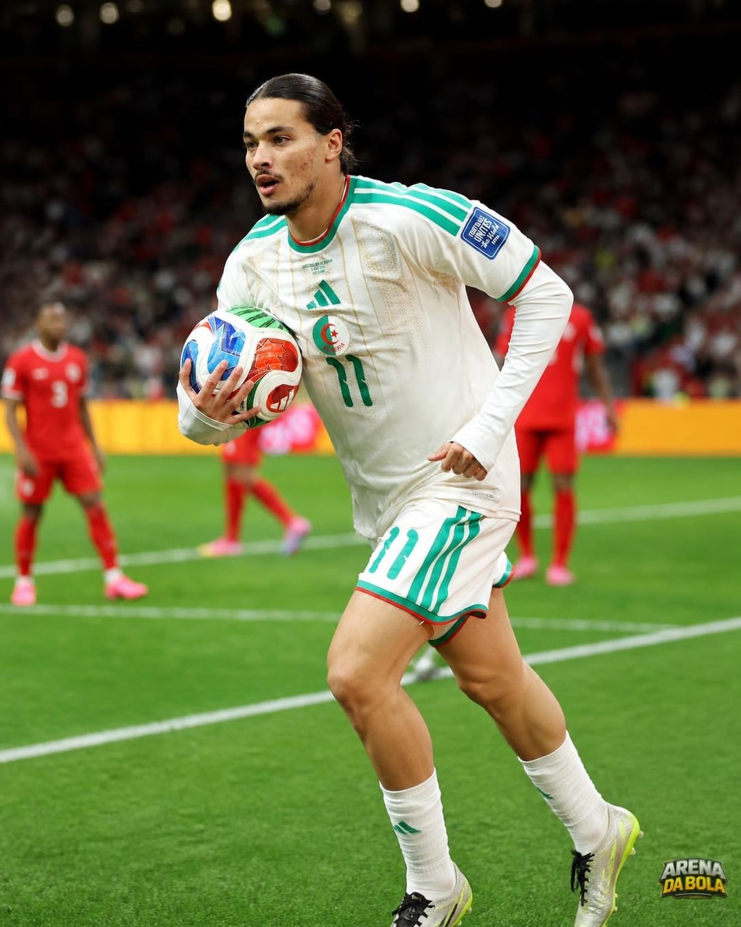 Al Ittihad tenta Anis Hadj Moussa e avalia Luiz Henrique