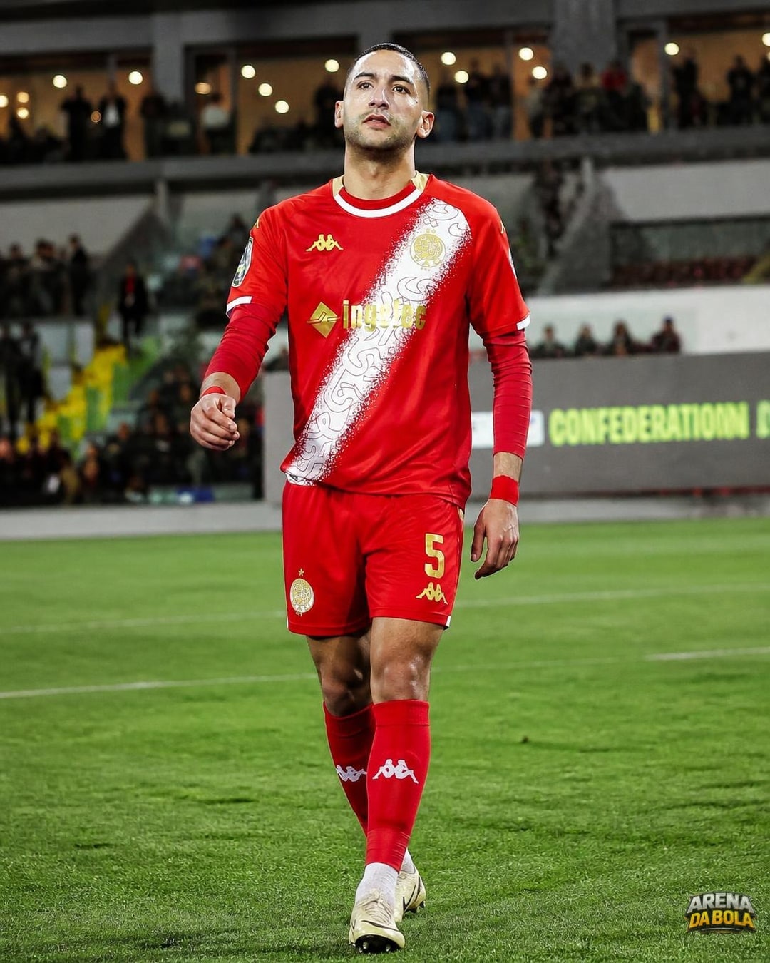 Hakim Ziyech chega ao Rio para assinar com o Botafogo até 2028