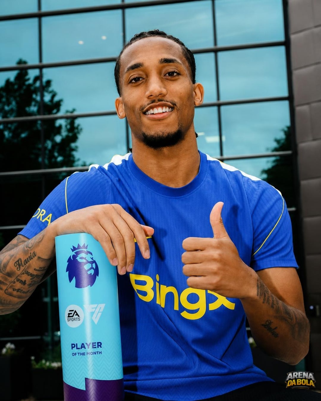 João Pedro brilha no Chelsea e leva prêmio da Premier League