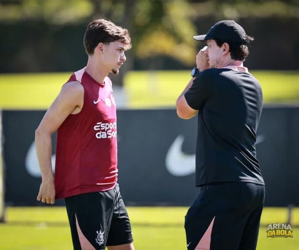 Corinthians avança na intertemporada com treinos sob Fernando Diniz