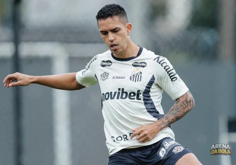 Igor Vinícius vai a campo em último treino do Santos antes de amistoto; veja provável escalação