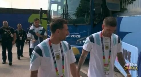 Argentina chega ao estádio para enfrentar Cabo Verde com Messi e De Paul da Copa 2026