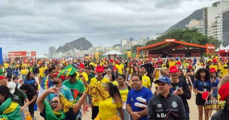 Torcida vibra em Copacabana e Alzirão antes de Brasil x Noruega na Copa 2026