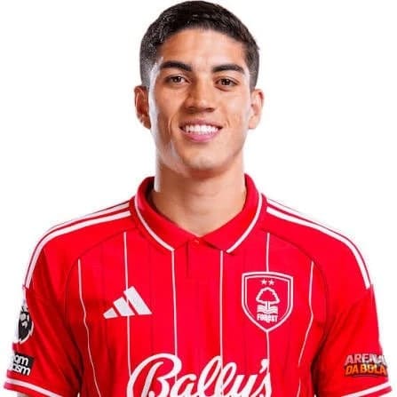 Vasco negocia empréstimo do zagueiro Jair Cunha com o Nottingham Forest