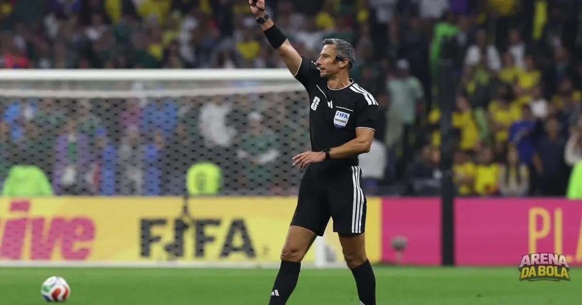 Slavko Vincic apita a final da Copa do Mundo entre Espanha e Argentina