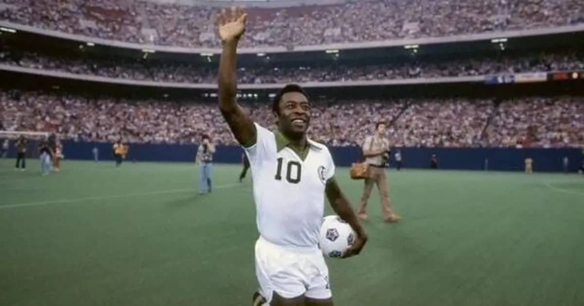 Show do intervalo da final da Copa do Mundo homenageia Pelé com grandes astros